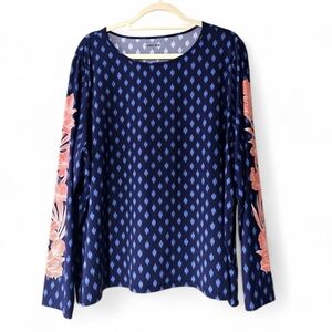 Lands' End blue ikat print athletic swim shirt red flower Sleeves Rash Guard 3X